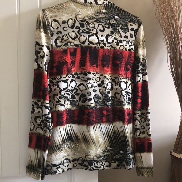 Onque Casual Zip Up Animal Print Top w/Bling - Picture 6 of 7